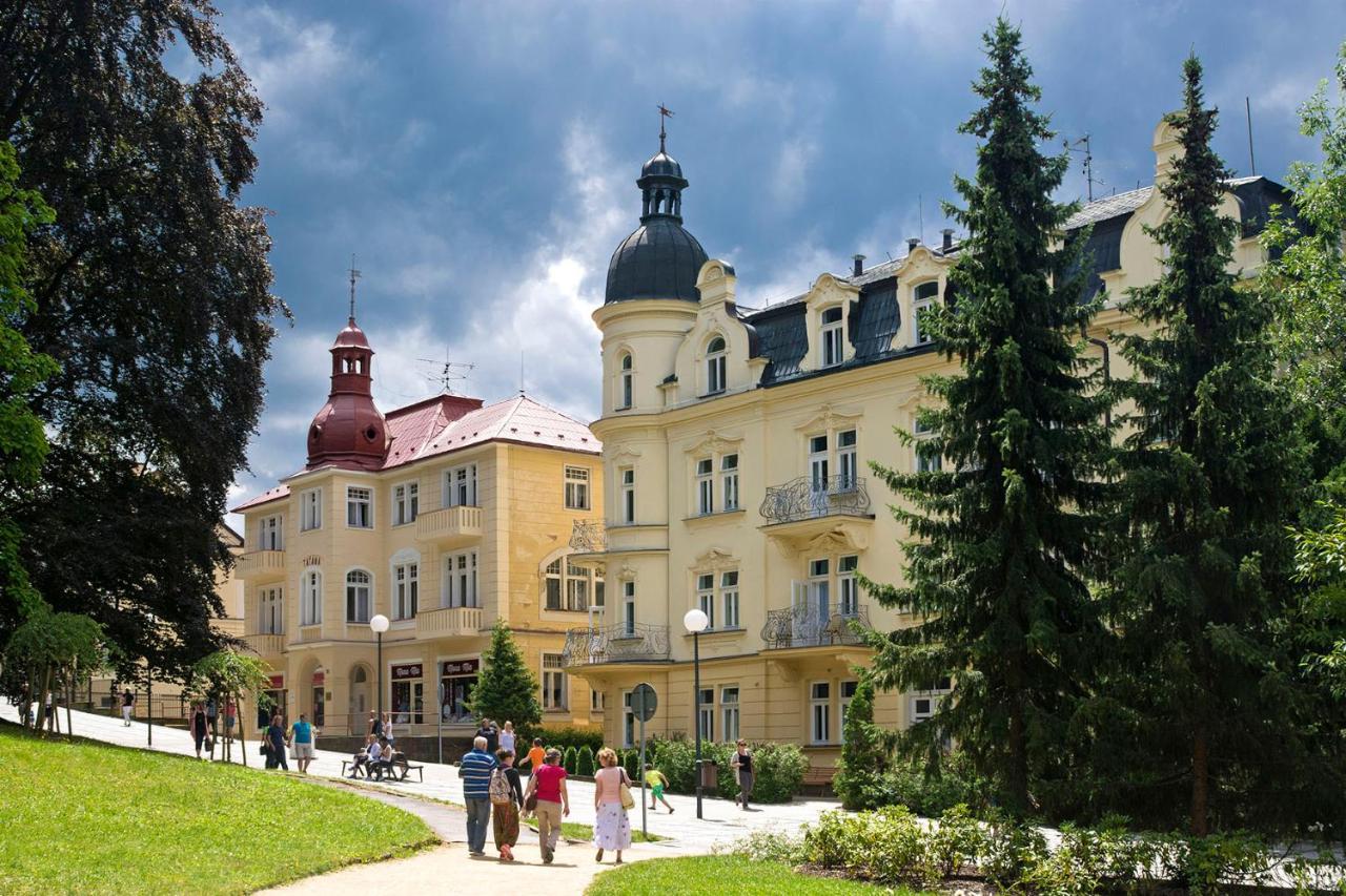 Villa Dagmar Luhačovice Zewnętrze zdjęcie
