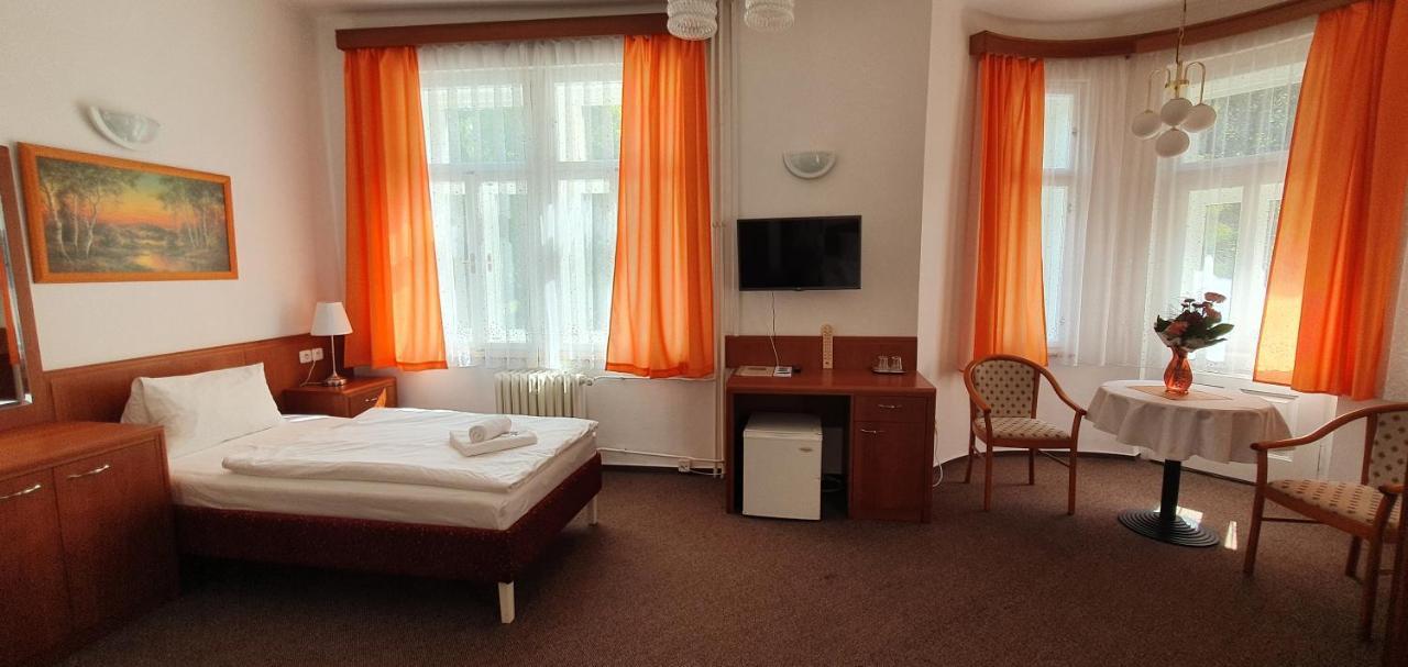 Villa Dagmar Luhačovice Zewnętrze zdjęcie